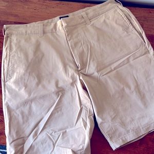 J.Crew, men’s 9 inch inseam 32 inch waist khaki stretch shorts